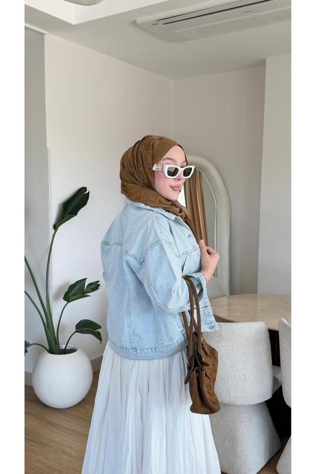 سترة نيل كوت للموسم الجديد
