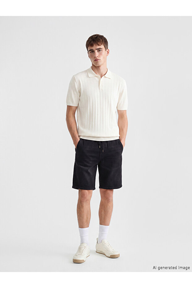 Nevavm Loose Fit Men's Jean Shorts with a Difference