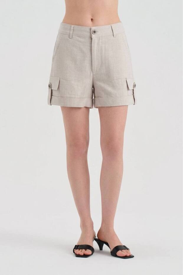 Women's 100% cotton shorts with side pocket detail