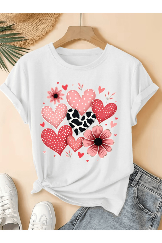 Pink hearts printed premium oversize t-shirt for women