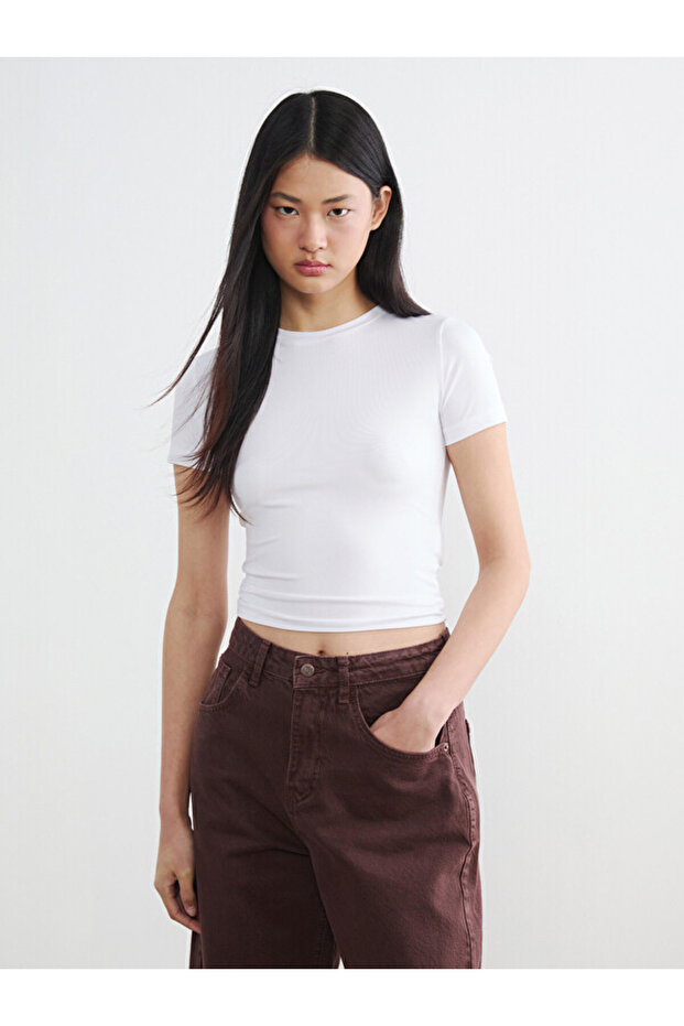 Esvab • Modern & Distinctive Zero Roba Collar Women's T-Shirt