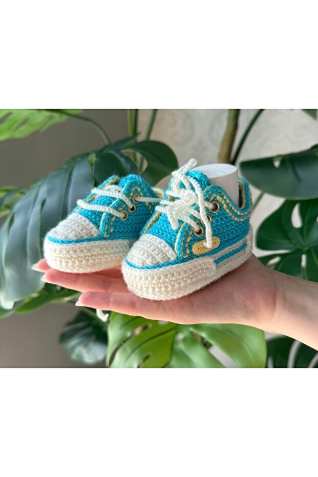 3-6 Months (10 cm) Hand Knitted Baby Booties