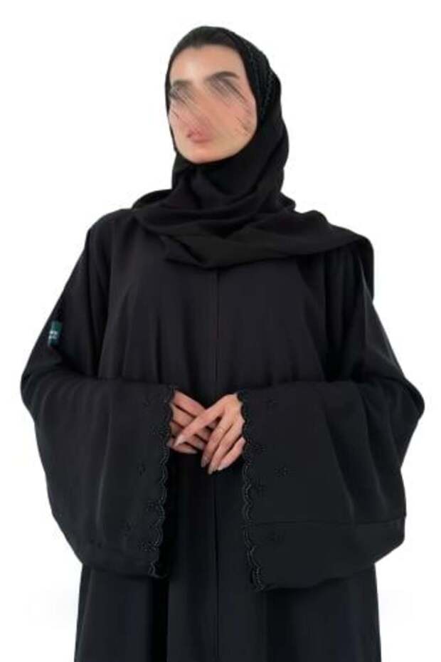 عباية كريب بتطريز يدوي