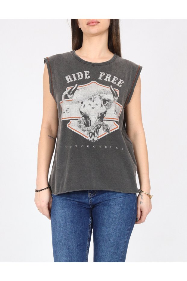 T-shirt, Gray