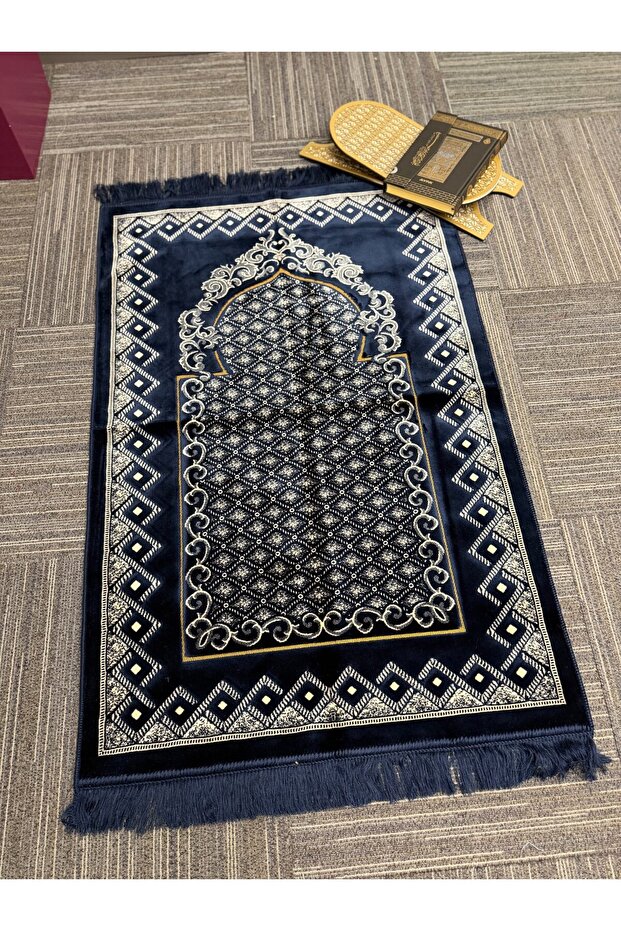 Geometric Border Lattice Patterned Luxury Fringed Prayer Rug