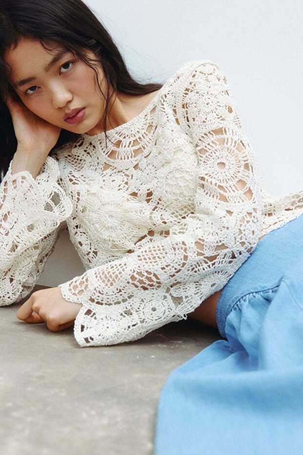 Crochet-look top