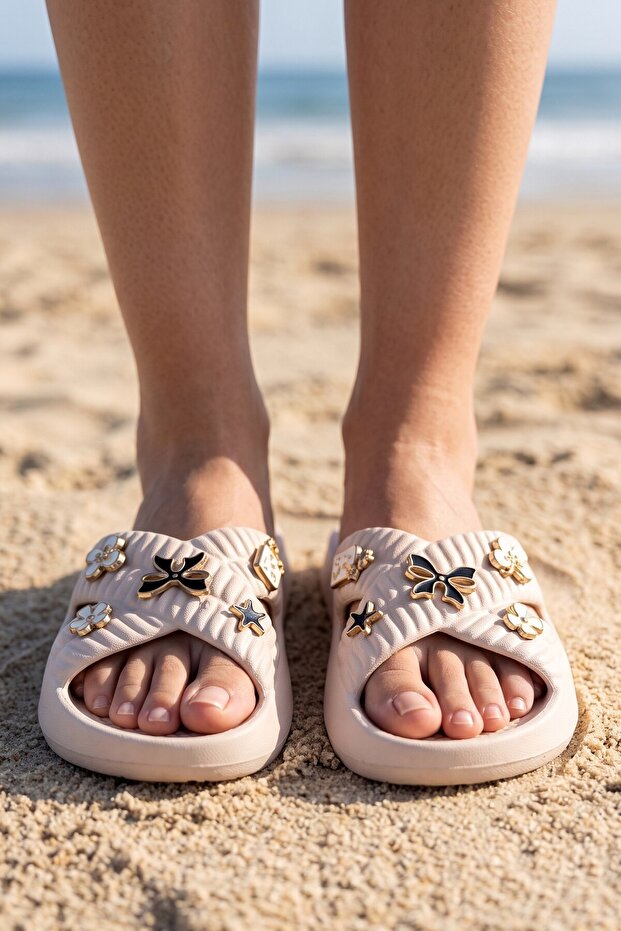 Beige Accessory Detailed Platform Slippers - Soft Sole Casual and Beach Slippers