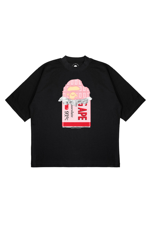 تي شيرت للجنسين بمقاس كبير من BAPE x Choco Bites مطبوع بقصة مربعة وقماش سميك (240 جرامًا لكل متر مربع)