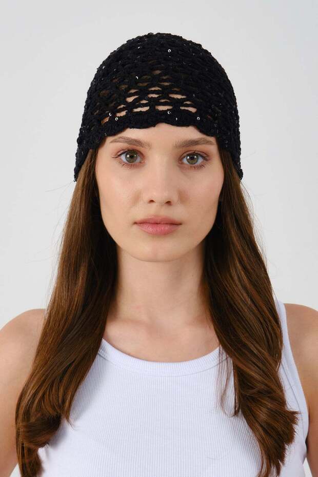 Sequin Detailed Summer Knitted Beanie Y8255 Black