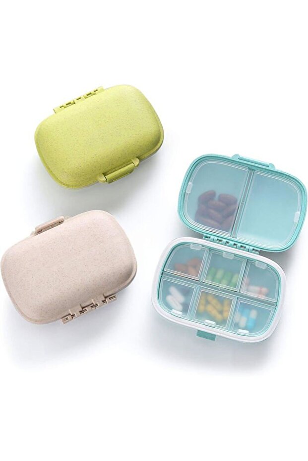 8-compartment travel pillbox, 3-pack, small and moisture-proof, fits easily in a handbag/pocket.