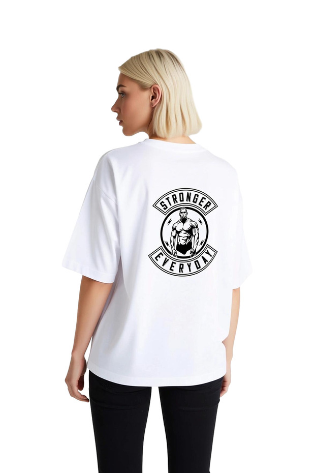 Every Day Is Stronger Printed Women's Oversize T-Shirt