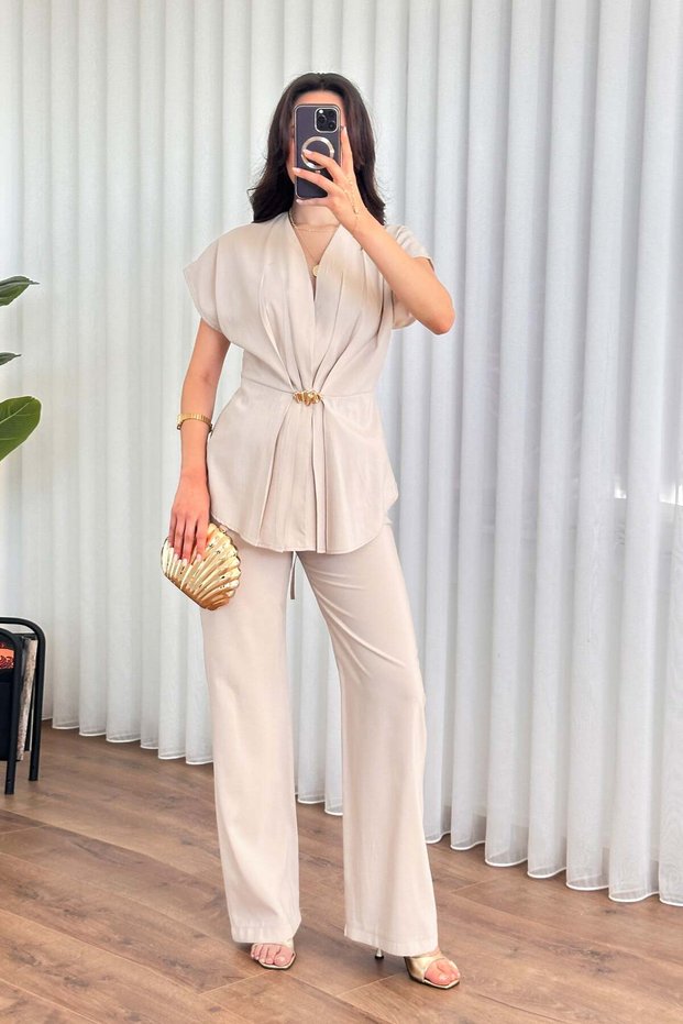 Women's Stone Bottom - Top Set with Pleated Gold Brooch Detail, V-Neck, Short Sleeves, Wide Leg Modal Set