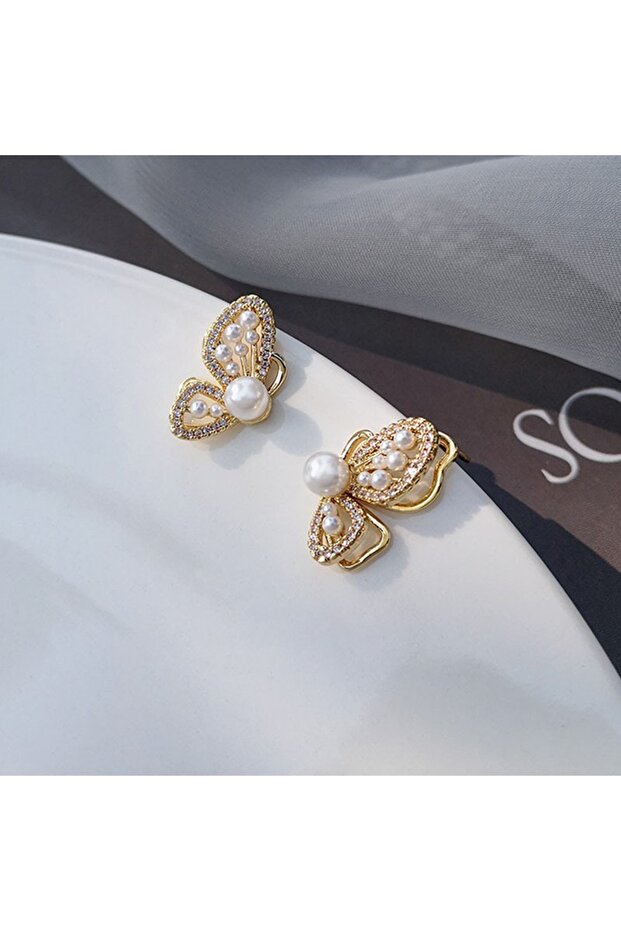 Zircon Stone Embellished Pearl Butterfly Design Earrings - Stylish Women's Accessory