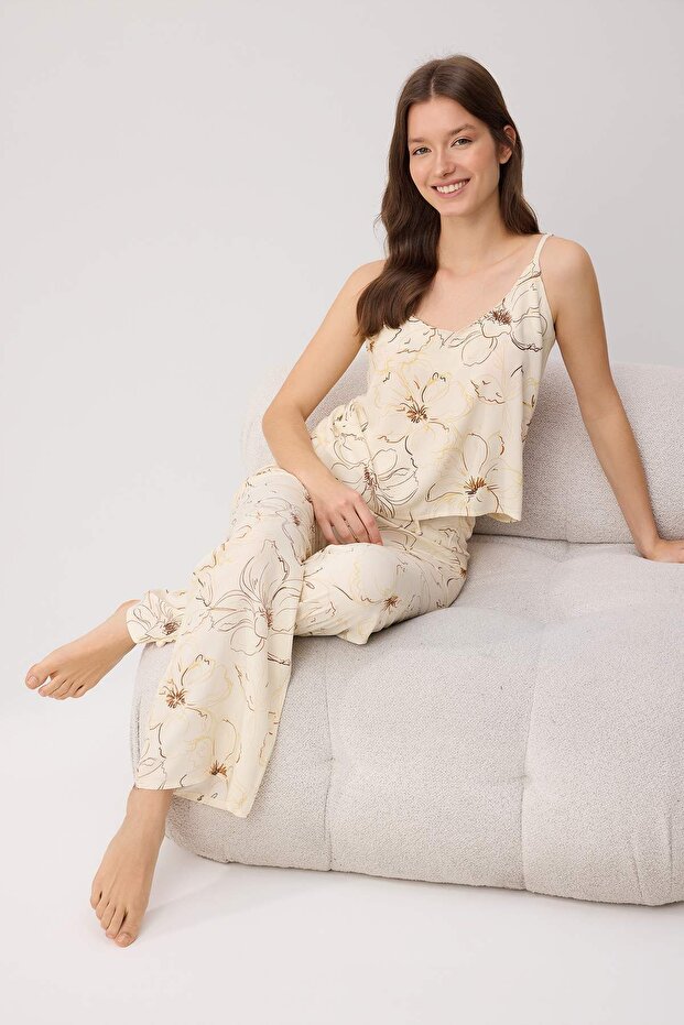 Çok Renkli Çiçekli Viskon Dokuma Pijama Takımı THMSS26PT00107 - 3