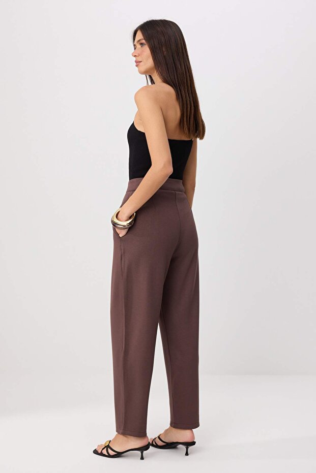 Kahverengi Havuç/Şalvar Normal Bel Boru Paça Soft Touch Örme Pantolon TWOSS26PL00214 - 4
