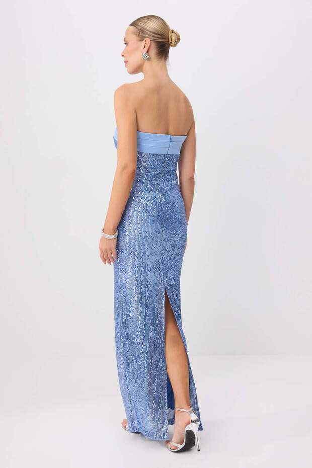 Mavi Payet Plise Detaylı Straplez Maxi Abiye & Mezuniyet Elbisesi TPRSS26AE00155 - 4