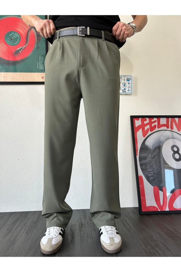 Pile Detailed Fabric Baggy Trousers
