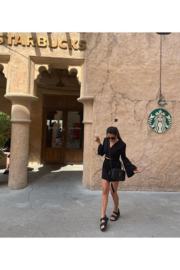 بوليرو أسود قصير مربوط من الأمام من بيفرلي