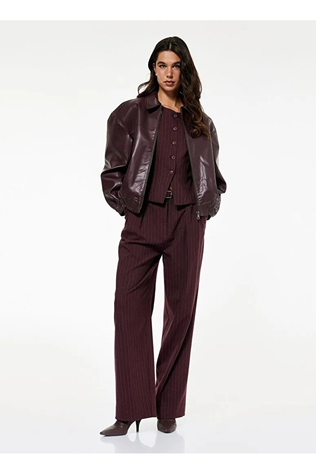 Flat Wide-Leg Fabric Trousers with Belt and Pleated Detail