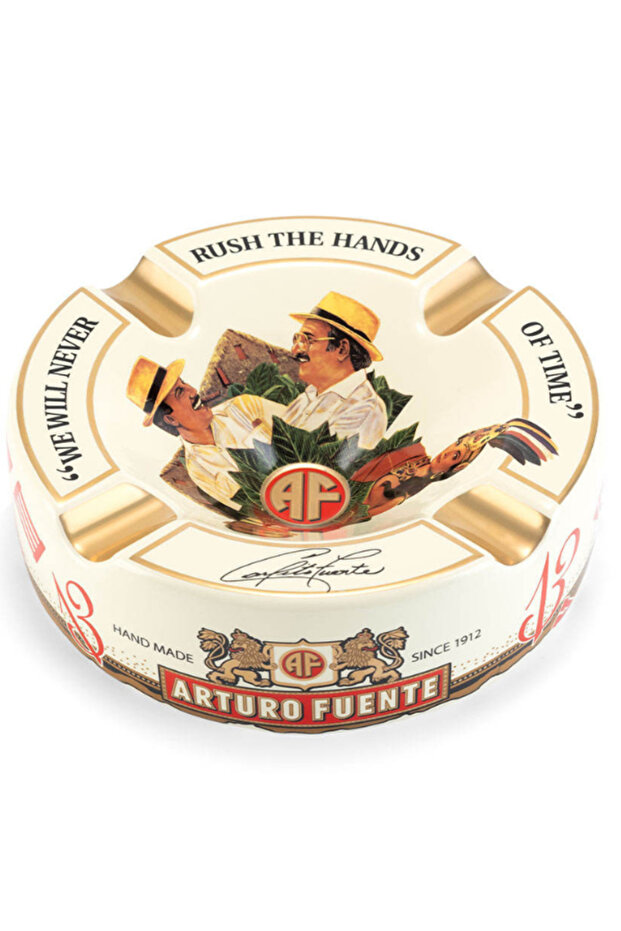 4-Cigar Holder Ceramic Ashtray – White Special Edition
