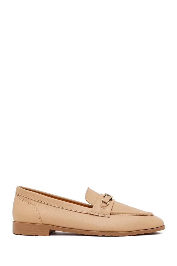 Women's Beige Buckle-Matched Masculine Leather Loafer 26Pfd2300Ft