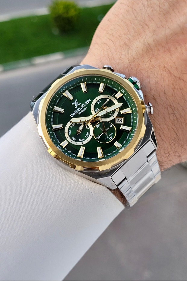 Dial Green Band Grey Color Functional Same as Picture Men's Wristwatch