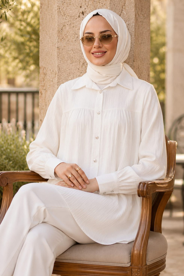 Buttoned White Hijab Tunic 10682B