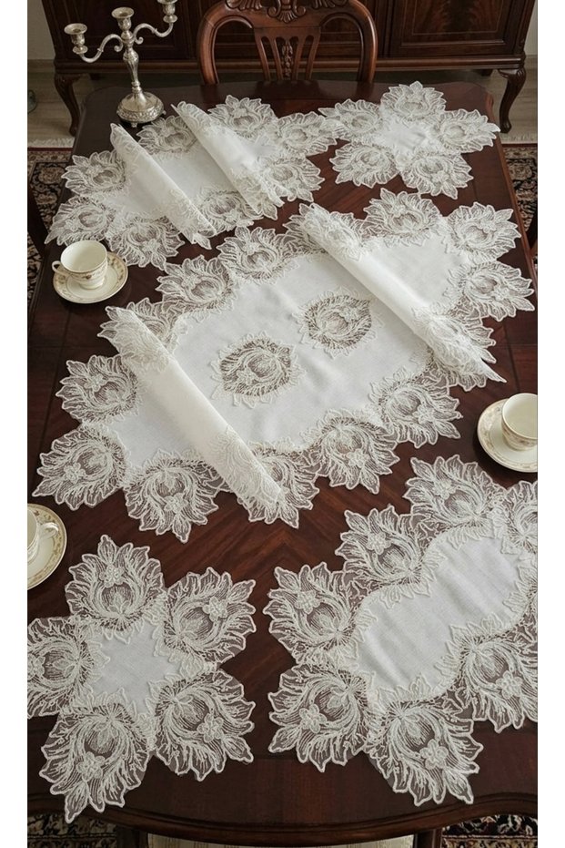 Linen Cover Lux Living Room Set with Heavy Guipure Lace