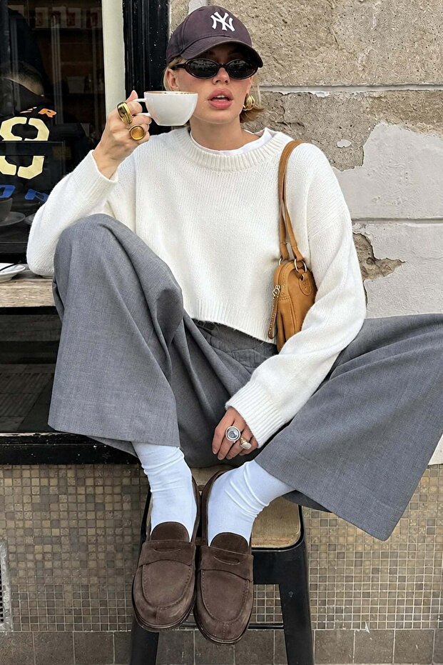 Cream Crew Neck Crop Women's Sweater Mg2166
