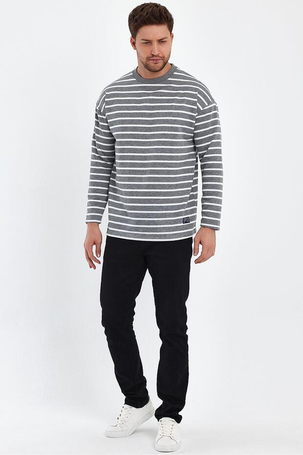 STRIPED COMFORT FIT BASIC SWEATSHIRT (B23-00158)