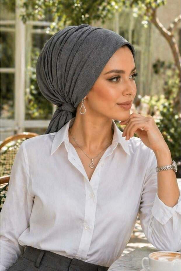 قبعة دومان جراي ذات مشبك مسطح