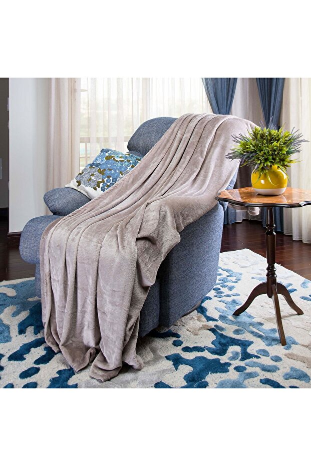 Soft Fur Blanket - 220X220 cm