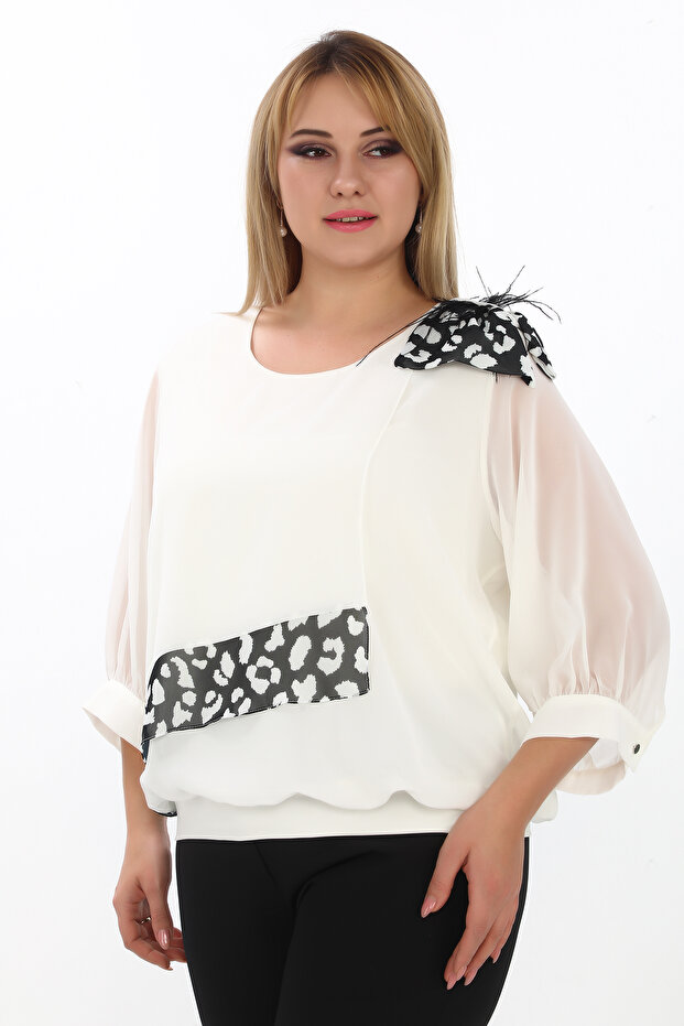 Plus Size (50-56) Leopard Pattern Detailed Chiffon Three Quarter Sleeve Evening Dress Women's Blouse