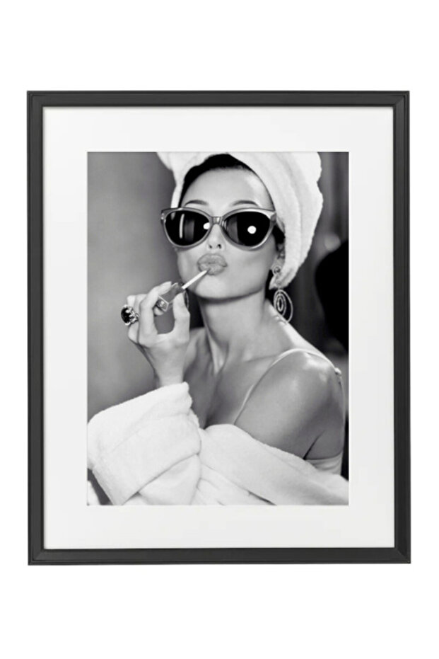 Audrey Hepburn Lipstick Poster with Frame 50x40cm
