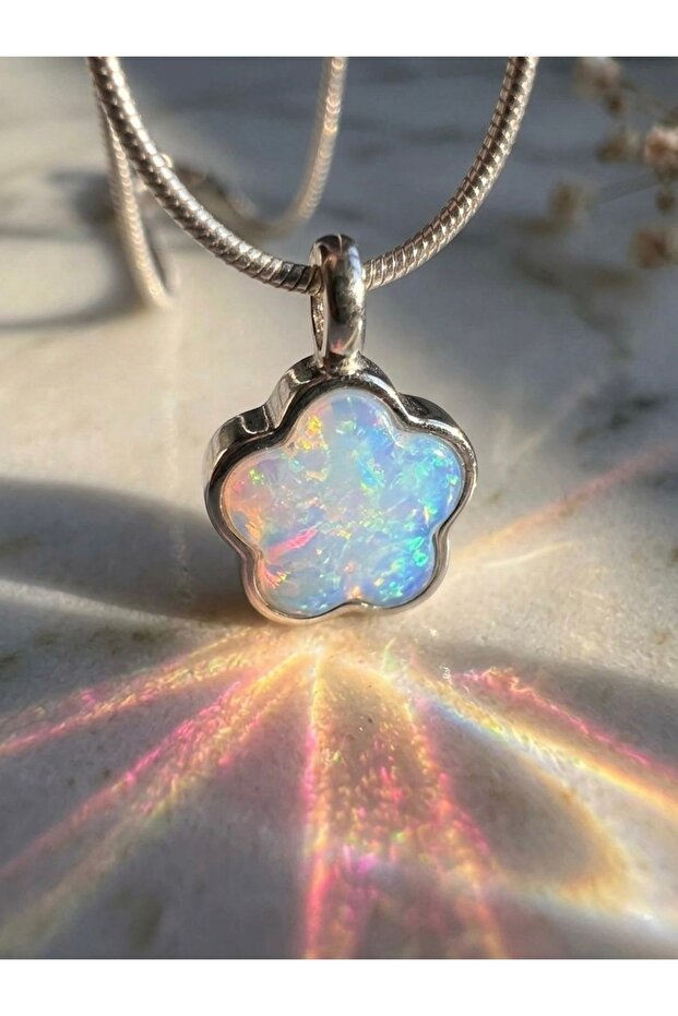 Sparkling Flower Figured Opal Stone Look Steel Necklace