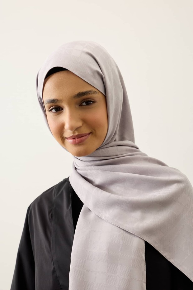 Plaid Pattern Silky Jacquard Shawl - 3
