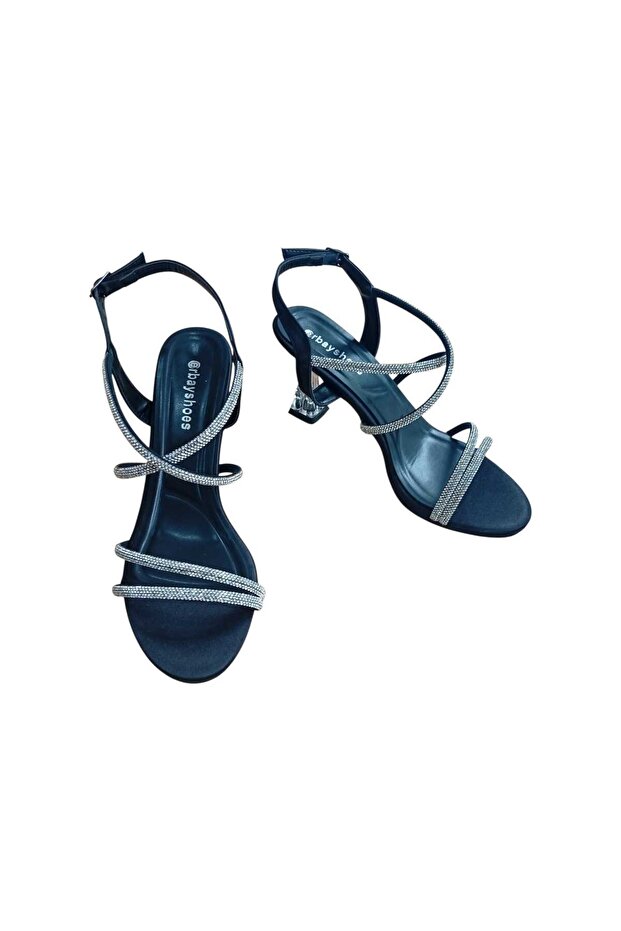 Zenne with Heels