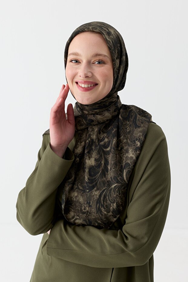وشاح أتموسفير سيرين 4102 أسود كاكي