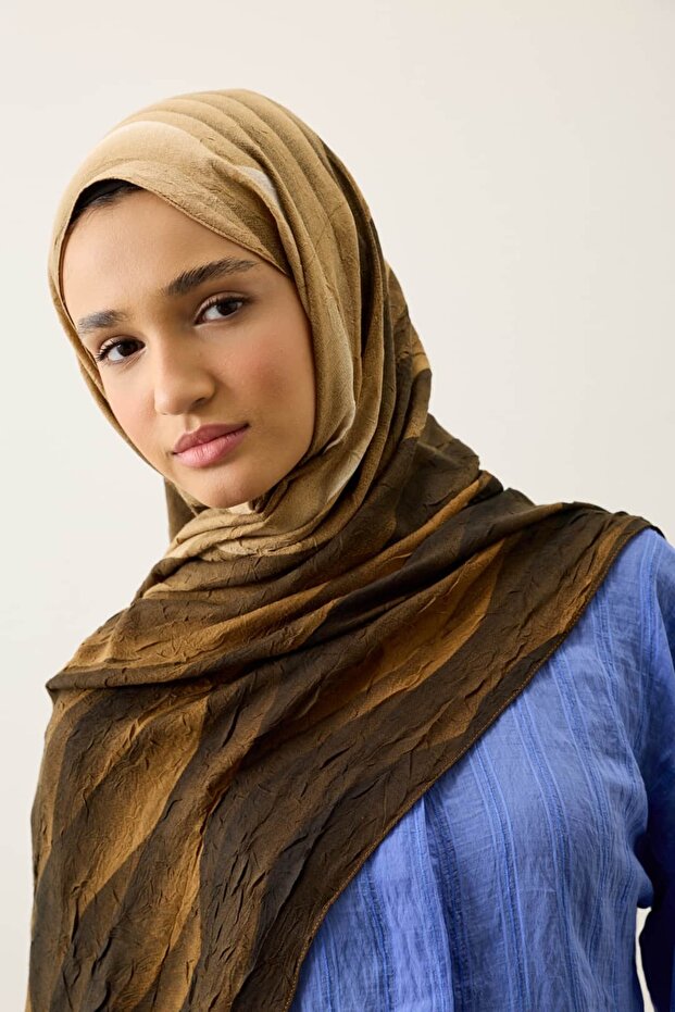 Kumul Gradient Pattern Liva Modal Shawl - 2
