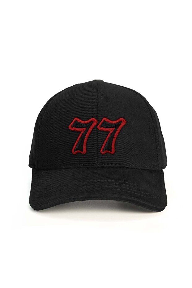 قبعة بيسبول رقم 77