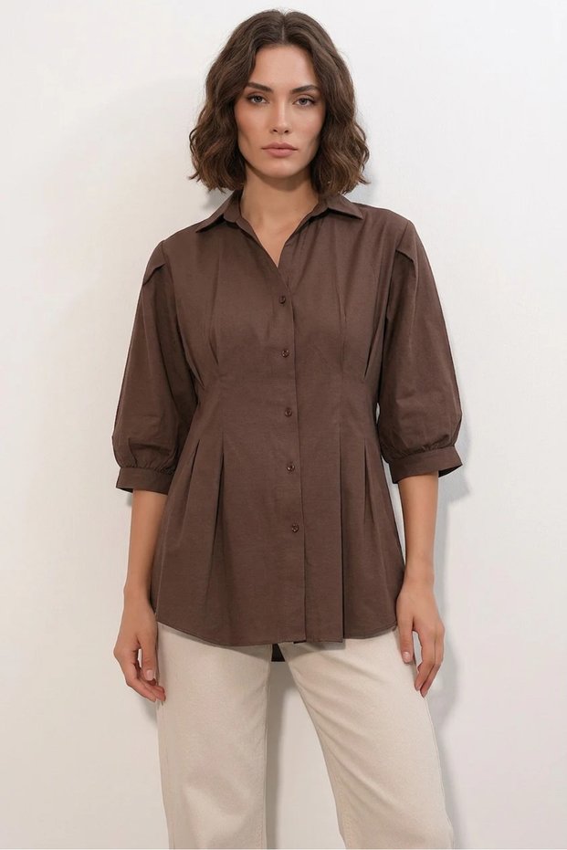 Women's Short Sleeve Pleated Detail Brown Shirt