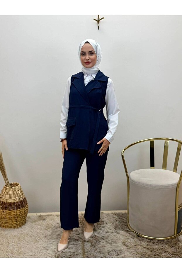 Side-Tie Triple Set with Pockets