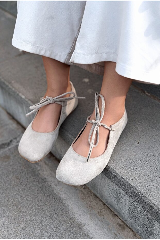 Belith Gray Suede Women's Ballerinas