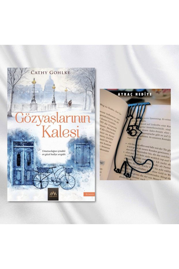 The Castle of the Tears / Bookmark with Swinging Cat Figure Gift