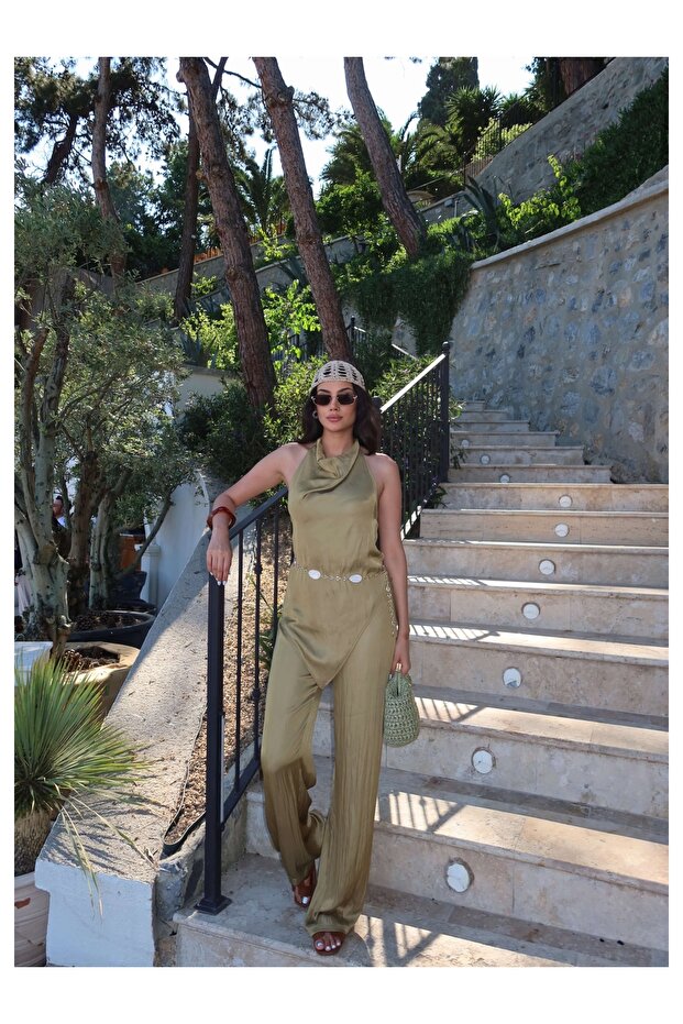 مجموعة EH Collection Degaje Yaka غير متماثلة