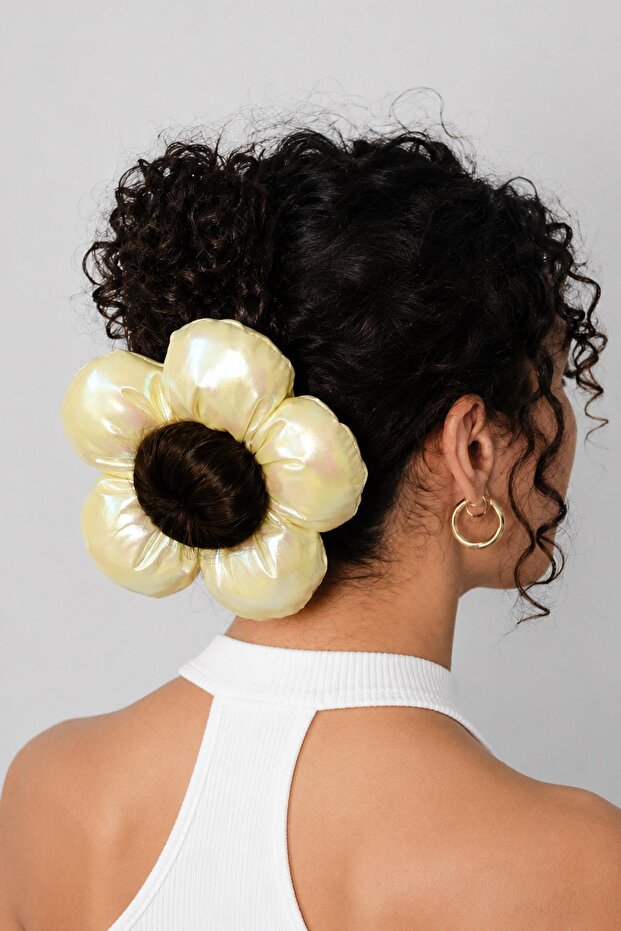 Flower Model Shiny Filled 2-Piece Rubber Bun Hairpin