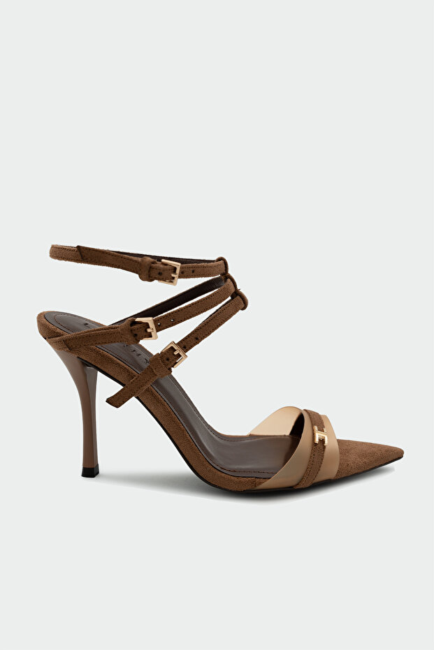 Rigon Gold Accessory Buckle Women's Tan Heeled Shoes