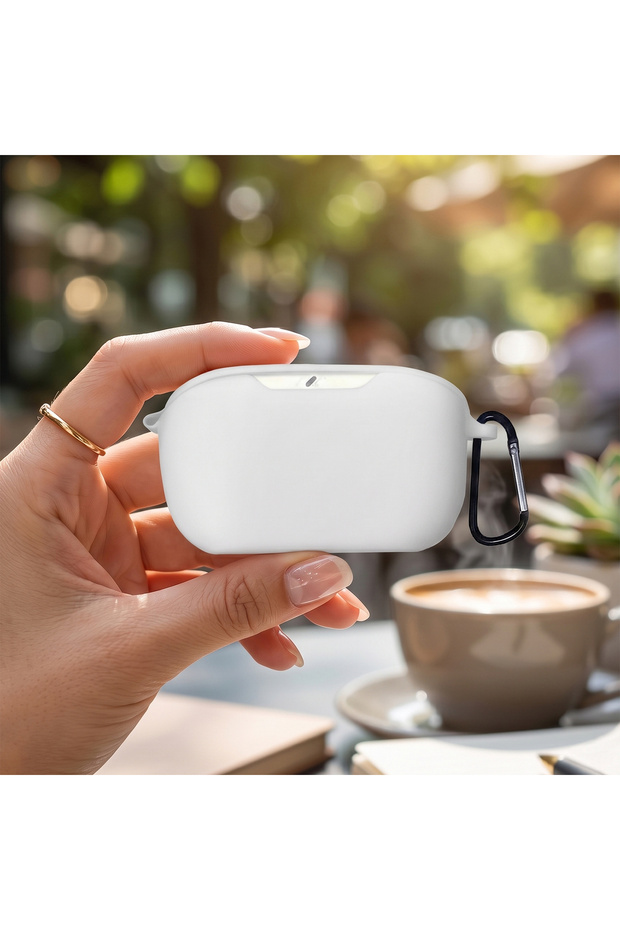 حافظة JBL Wave Buds 2 من السيليكون غير اللامع باللون الأبيض مع جهاز تعليق
