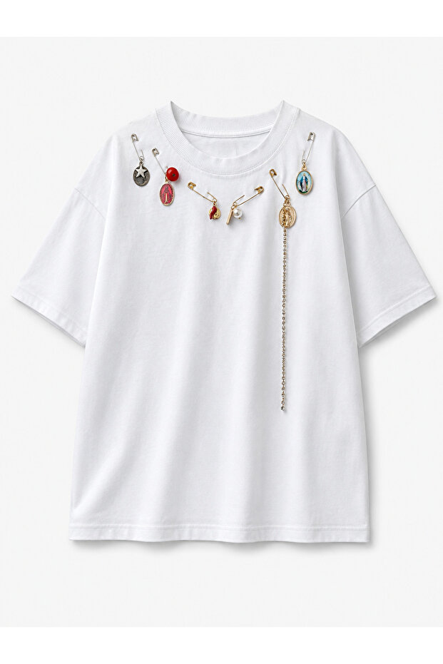 White Oversize Cut Charm Detailed Short Sleeve Printed T-Shirt