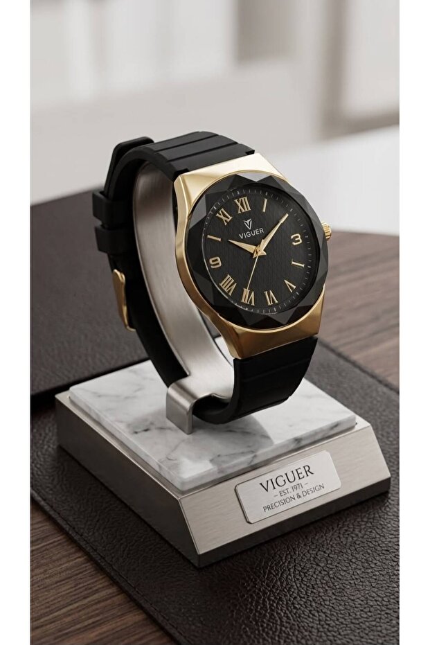 GOLD WATCH